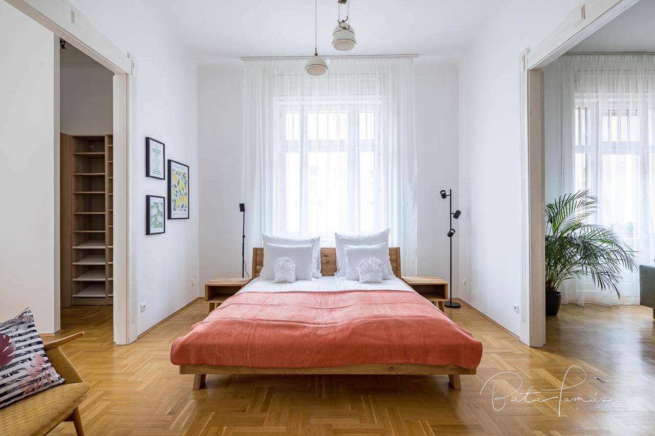 Captain Buda Apartment บูดาเปสต์ ภายนอก รูปภาพ